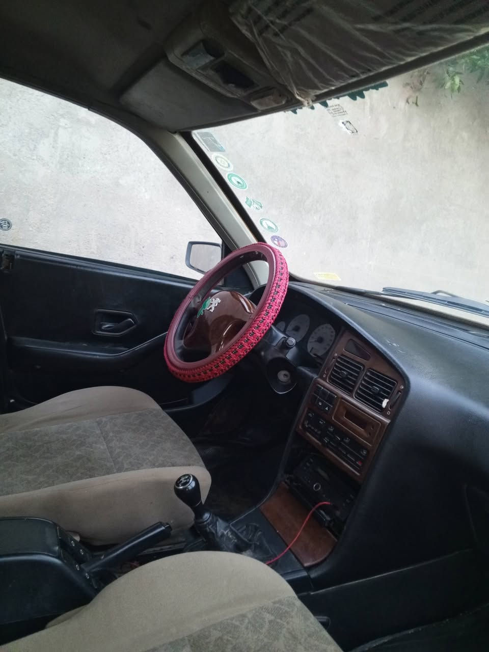 السيارة للبيع بيجو براص موديل 2010 السنوية 28 المكان ميسان مركز المدينة حي النداء قرب الحسينية امام الحسن 
 الرقم *********** سعر 25 بيه مجال
