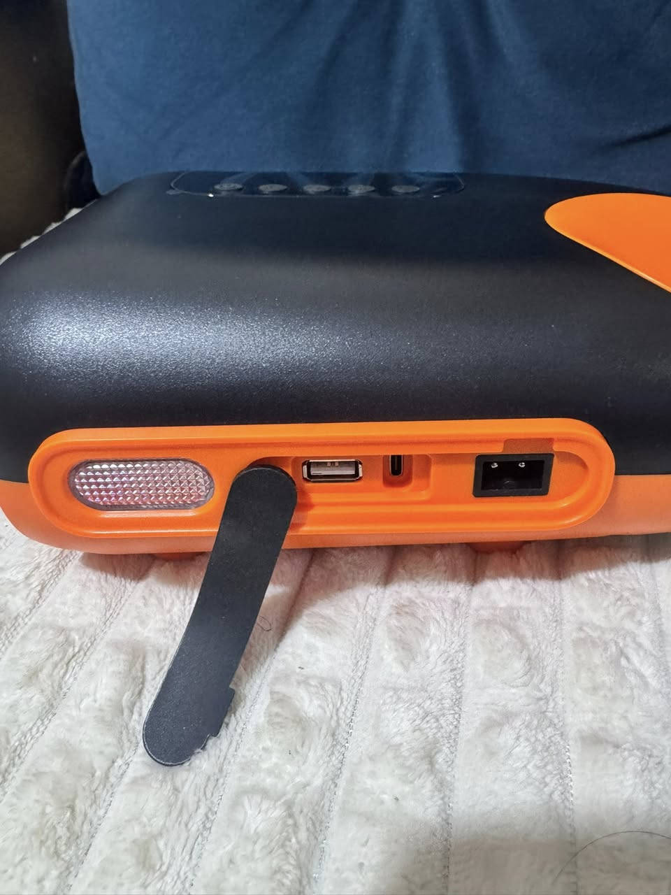 منفاخ سحب ودفع  شحن تاب سي وباور بنك ومصباح حجم كبير  لسعر 30 الف مكان بغداد


**إذا كنت صاحب هذا الإعلان وتريد حذفه لأي سبب، رجاءا أرسل رسالة إلى الدعم الفني**