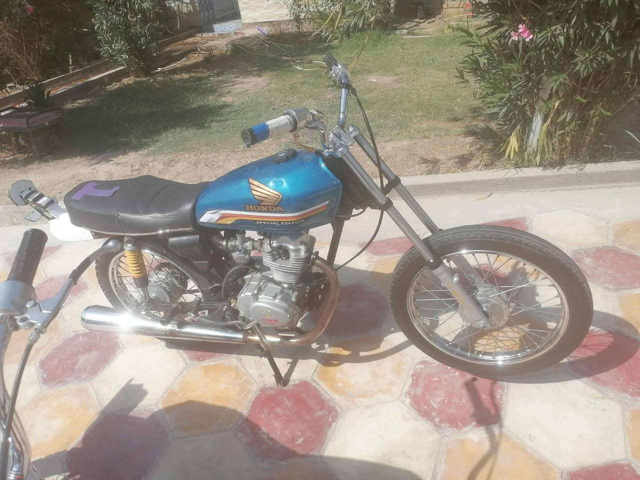 سلام عليكم دراجة البيع مراوس بكامله  دراجة نضيفه موديل 20.كلك دراجة كامله من كلشي مكان الديوانية قضاءعفك..  الشراي يجي خاص 
متواجد فيس  او رقم ***********
