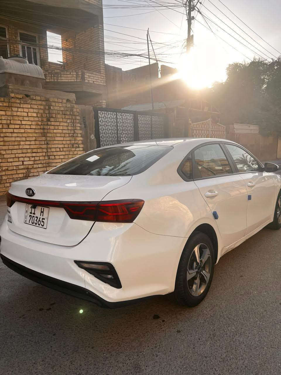 🚗 للبيع | كيا سيراتو 2019 خليجي 🚗
✔️ موديل: 2019
✔️ وارد: خليجي
✔️ محرك: 1600 سي سي
✔️ الممشى: 111 ألف كم
✔️ تحكمات ستيرن
✔️ جلد أحمر
✔️ مرايا شفط
✔️ حساسات خلفية
✔️ كاميرا خلفية
✔️ خمسة ويل كب
✔️ قطعتا تبريد
✔️ مكفولة

📌 السيارة باسمي، والتحويل ثاني يوم.

📍 الموقع: بغداد – الكرخ

💰 السعر: 14,300 دولار

📞 للاستفسار:
***********

سيارة نظيفة وجاهزة، والمعاينة خير دليل.
