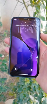 آيفون ١١ برو ماكس • ٢٥٦ • ضهره مكسور