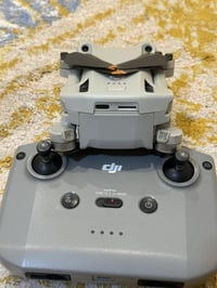 للبيع DJI MINI 3 الغنيه عن التعريف كامره 4k فول HD 1080 ارتفاع الطيران...