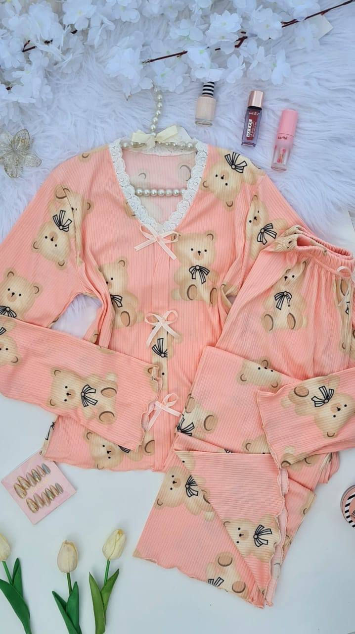 *موسم ربيع 2026*
🌸🌸🌸🌸🌸🌸
*مستمرين معكن باحلى موديلات وعروووض*  🔥

*بجامة الكياتة واللذاذة* 😍

*بنطلون بوت كات مع بلوزة كم نقشة الدبدوب 😻 قماش ريب محزز اجنبي مكفوول*

*الالوان بالصور مطابقة للواقع* 💯
*القياسات* 
*فري 30/40/42/44*

 

*تسليم مباشر*
*شحن وتوصيل فوووري*
*متوفر جملة ومفرق*
 💞💞


**إذا كنت صاحب هذا الإعلان وتريد حذفه لأي سبب، رجاءا أرسل رسالة إلى الدعم الفني**