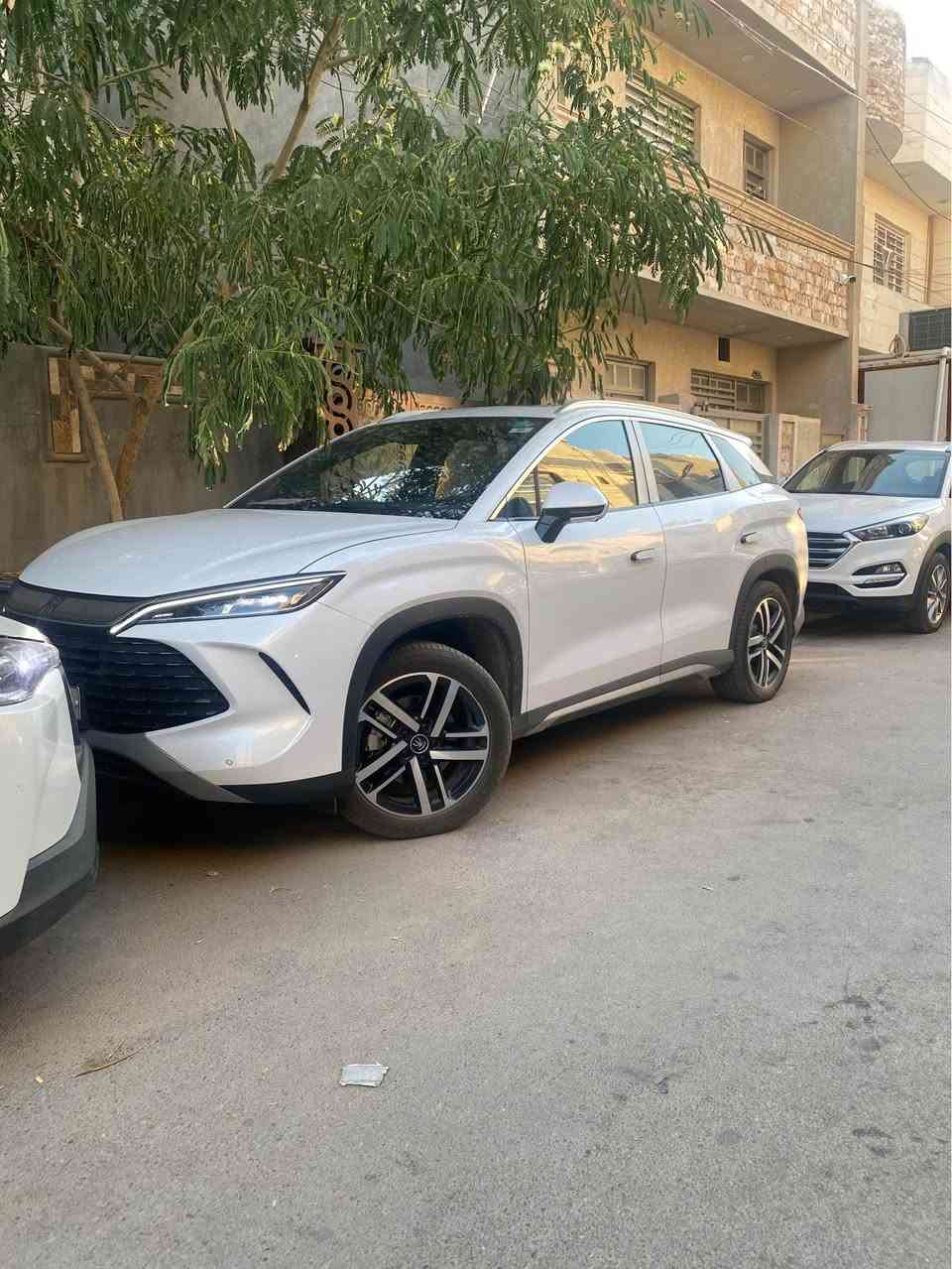 سونك ال فلاكشب 
ممشى ٨٠٠٠ 
كراسي كهرباء عدد٢ مع تدفئة وتبريد
رادار امامي 
رادارات جانبية 
تدفئة مقود ومرايا جانبية
 السيارة كفالة عامة  عدى شخط بالدعامية 
السعر ٣٢ مليون 
مكان السيارة بغداد حي الجامعة
للتواصل متوفر واتس اب
***********
*********** بغداد, العراق
