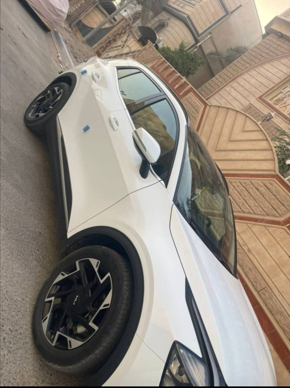 كيا سبورتج 2025 كفاله عامه خليجي فول مواصفات ماعدا الكشنات مخمل بانوراما ماشيه 14 الف كيلو السعر 232 ورقه للاستفسار الاتصال ***********
