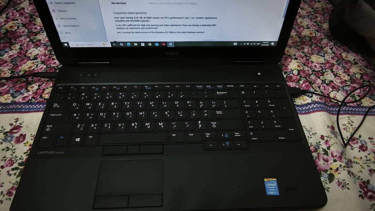 السلام عليكم
لابتوب من شركة Dell
المواصفات :
ذاكرة عشوائية: 8GB
ذاكرة اساسية: 256GB SSD
المعالج: core i7 الجيل الرابع
كارت شاشه خارجي: 2GB 
(كامل الملحقات شاحنة و مواس و حقيبة)
هذا الرقم للأستفسار بي واتساب:***********
