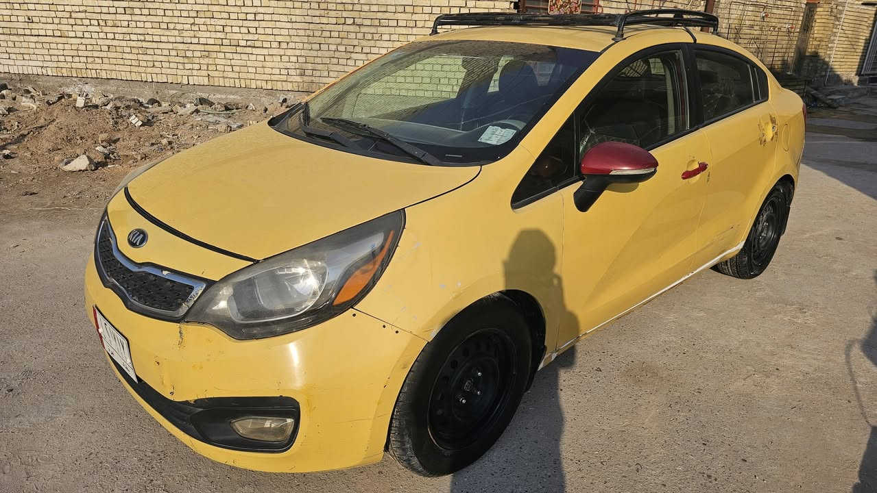 السلام عليكم كيا ريو مديل ٢٠١٦ محرك ١٦٠٠ جيتي  وارد امريكي حادثه قبق جنطة فقط نفسه معمر بدون حوض مصفرة هيئه وغرامات السياره حلوه ونضيفة مكانهه بغداد  الامين السعر ٧٥ وبيهة مجال حك الجيه ***********
