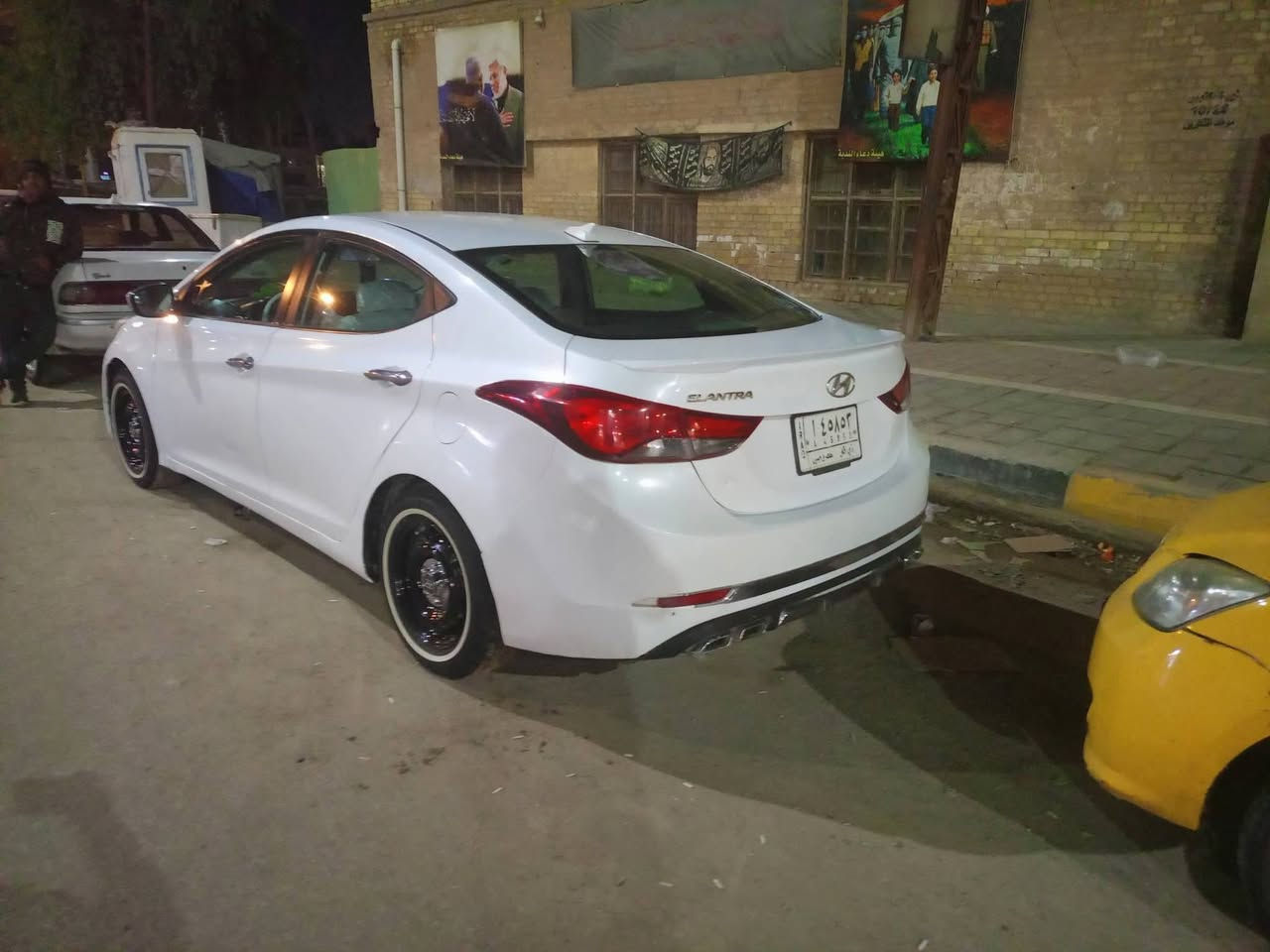 سياره النترا للبيع 2016 امريكي بيه تصليح جاملق الامامي وتصليح البنيد سياره مكفوله من العيب الشرعي مكينه حداديه خير من الله كير تبريد تدفئ كله شغال مكينه دوش 1800 سعره 105 مكان ناصريه مركز
***********
