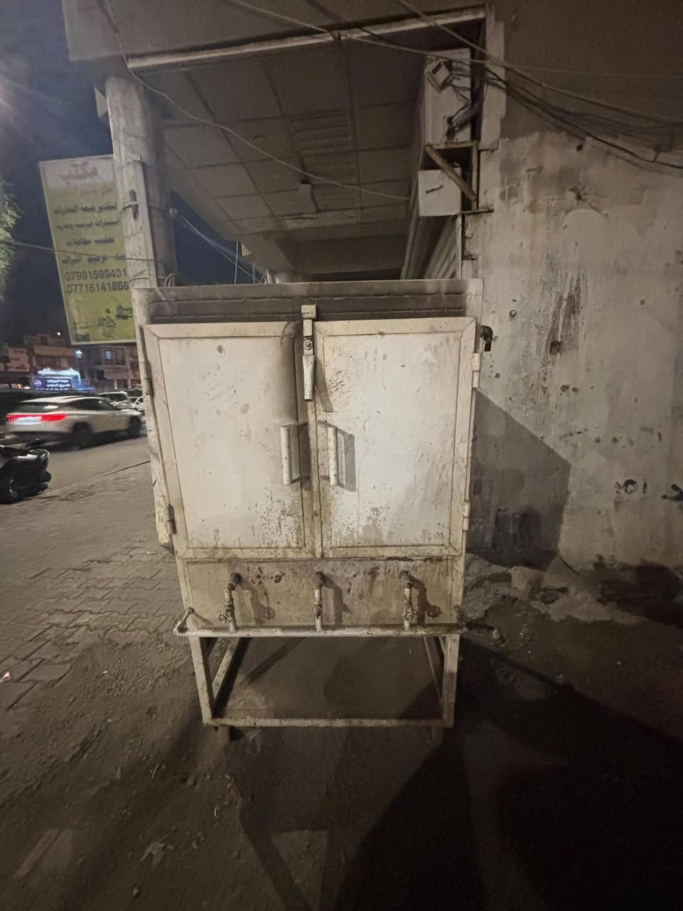 فرن للبيع مال مواكب ويرهم ايضا للمحلات ب 275 بي مجال تواصل ***********
