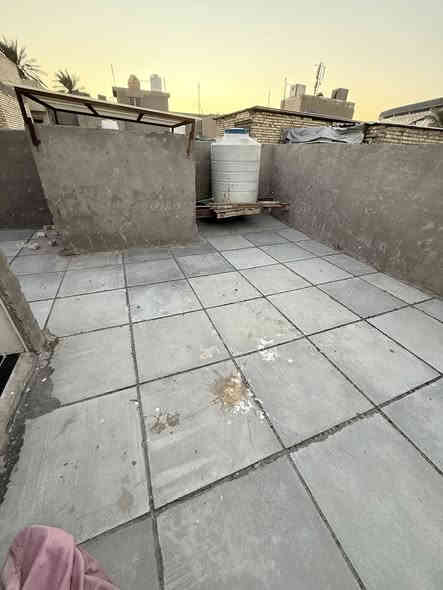 بيت للايجار خلفي ١٠٠متر البلديات بشارع الكنيسه خلف ملعب المدينه غرفتين وصاله كبيره وصحيات ومطبخ حار ومطبخ بارد 
***********
