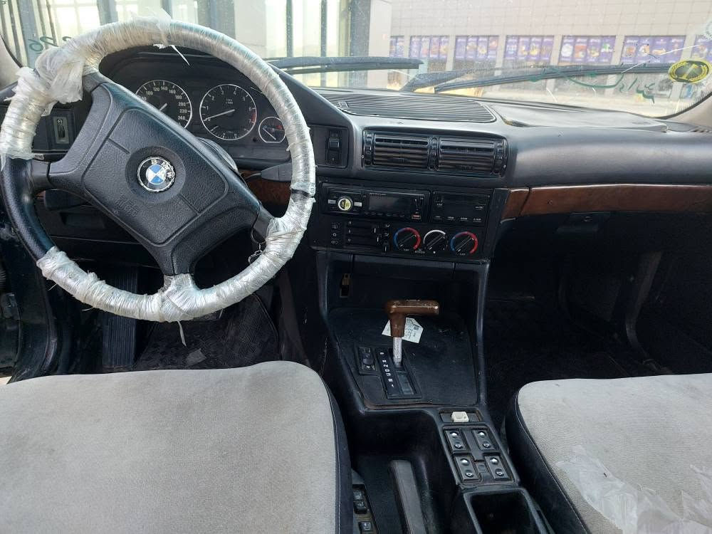 🌹بەناوی خوای گەورەومیهرەبان ‌🌹      
BMW  525
مۆدێل1995                   ***********
 ئاڕمی پلاستیکی سلێمانی  ئاڕم و ئەوەلیات و بڕاوەبەشەرت مەکینەکەپسی 525 گێڕتۆماتیک گێڕو مەکینەی بەشەرت تەقەوڕەقەی بەشەرت چ تازە پێش و دوای داگیراوە   چوارتایەو ویلی مشەبەکی لەژێره  چوارجام کارەبا قفڵ مەرکەزی و  ناوڤۆڕمیکا  سڵاید کامل ئەشیای تەبریدی پێوەیە سعری  24گەڵاو کەمێک معامەلە ناونیشان سلێمانی تکایەبەس فرۆشتنە   
تێبینی  سەیارە بەس موسە        ژ  . م  ***********            *********** السليمانية, العراق
