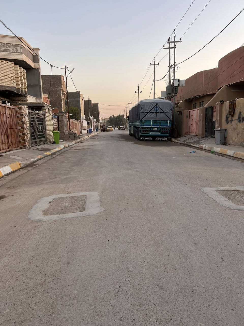 السلام عليكم 
مشتمل #للايجار 
العنوان/الفلوجه خلف جامع تقوى 
السعر/٣٠٠ مجال بسيط
الاستفسار
***********
***********
مكتب العزه للعقار
