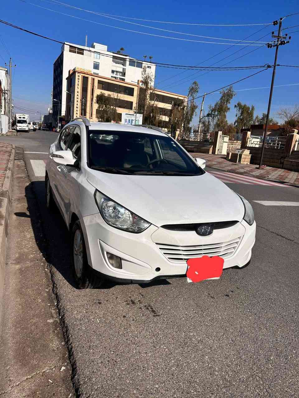 توسان موديل ٢٠١٣ كفاله سونار مرفق تحويل مباشر رقم سليمانيه السعر ١٣٨ للاستفسار الاتصال على الرقم ***********
