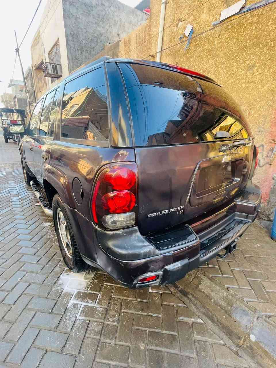 السلام عليكم. بلايزر 2008 مزاد وزارة الداخليه سياره حلوه وجاهزه مصبوغه عام للجماليه فقط يعني لا خياس ولا ضربه ترابه يخبل مال جني وما تفشل سعر 65 وبيه مجال للشراي 
بغداد المدينه 
هــ..***********
