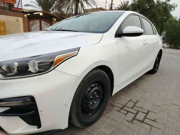 السلام عليكم كيا فورتي موديل 21 وارد

 امريكي حادث حالوب نسبه 10%

وبعده ما مسوينه على حطته 

ماشي 54 ميل قابله قابل الزياده

لا بيها صبغ ولا معجون بيها بس بارد سياره

 خير من الله كير محرك كله مكفول 

مكاني بغداد الشعب السعر 147$بيها مجال

سياره باسمي الاستفسار اتصل على رقم ***********
