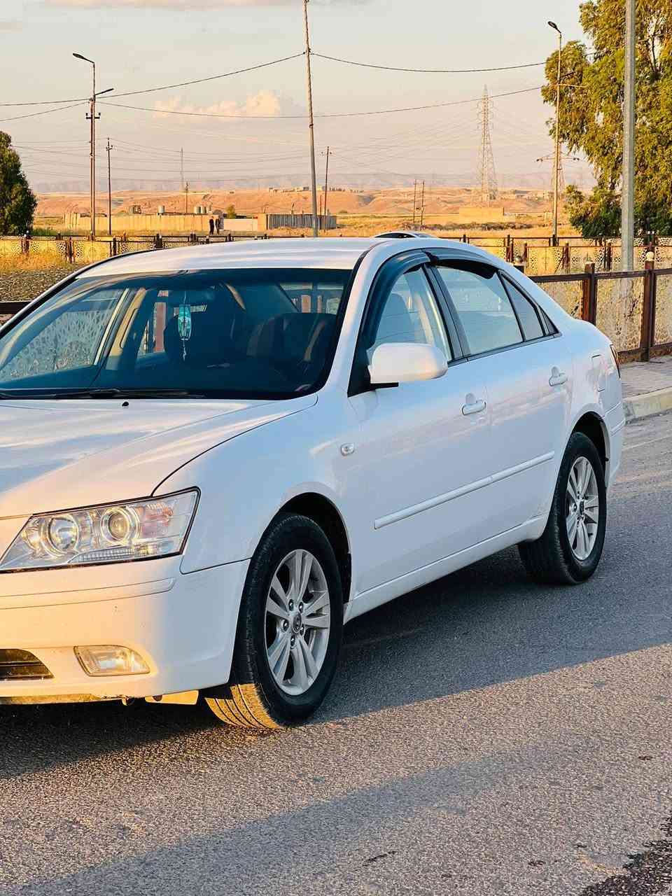 سوناتا موديل 2009 خليجي مشروع وطني شرط التحويل جاهزه ماتحتاج اي مصرف تبريد ثلج الضرر قطعةوحده جاملغ امامي اليمين  السعر 115 بيهامجال قليل***********
