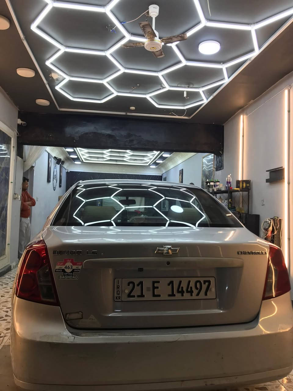 السلام عليكم  
متاح اوبتر ٢٠١٠ رقم سليمانيه السياره مو بسمي وكاله عامه عدي بيهاا والتحويل جاهز بأي وكت 
مابيهاا كل ضربه ولا صبغ بيهاا بس دعاميات مصبوغه جماليه 
وطخات بارد بالجاملغ  
 وكامله من كلشي كير ومحرك خير من الله 
كهربائيات كلهاا شغاله بس كيج البانزين 
سعر ٧٥ وبيها مجال 
رقم ***********
