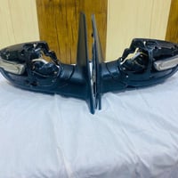 3مريات كيا كارنز ترهم من موديل ١٤ إلى ١٩ ثنين جهه اليسار ووحده جهه الي...