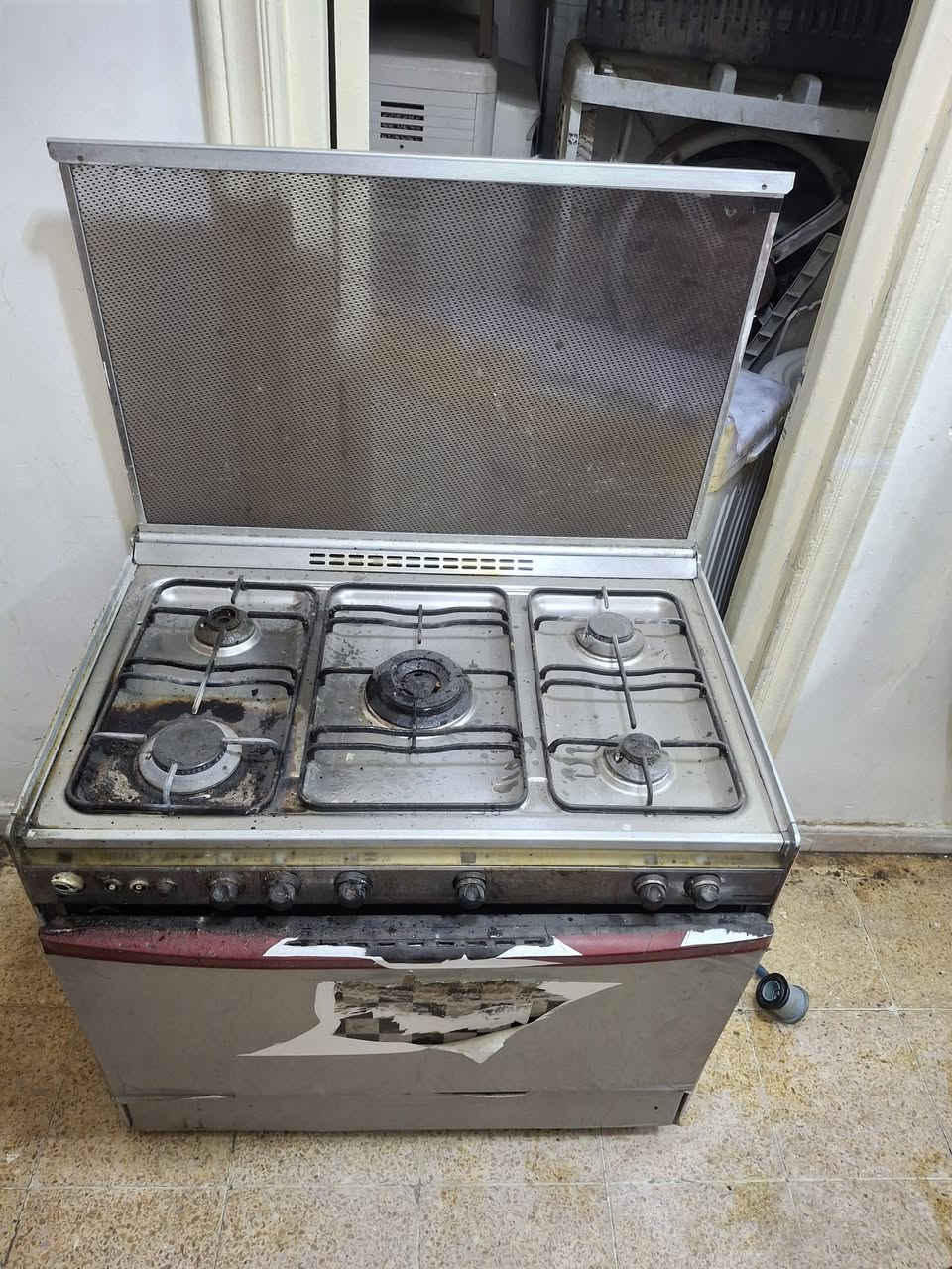 طباخ كريازي بلادي كله شغال قفل بدون اي عمله 100 ليحب يتصل ***********
