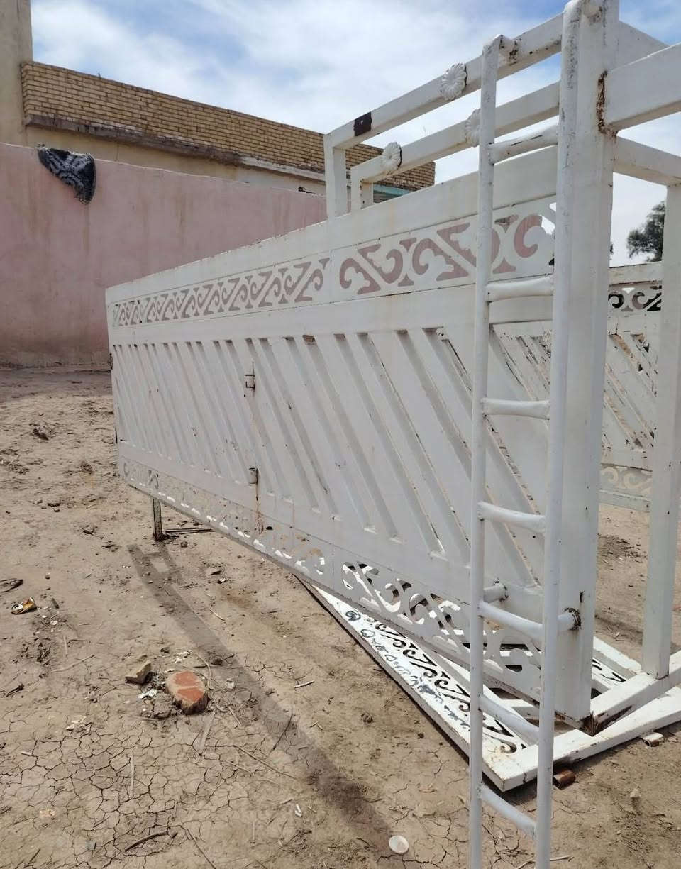 للبيع محجر كيه حمل قماره وربع
السعر٣٥٠الف 
مكان بابل الشوملي منطقة الخظريه 
محجر جديد ***********
