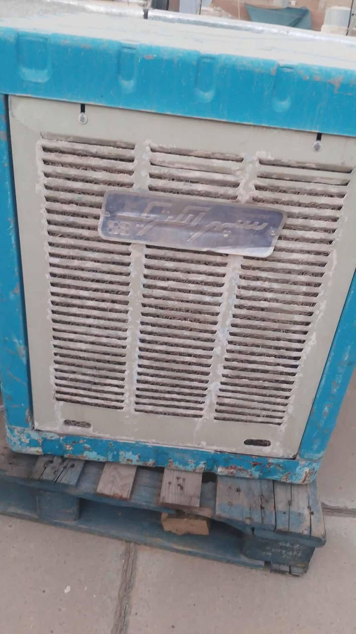 مبرده للبيع سرعتين يشتغل سعره 60 وبيه مجال شراي خابر ع رقم ***********
