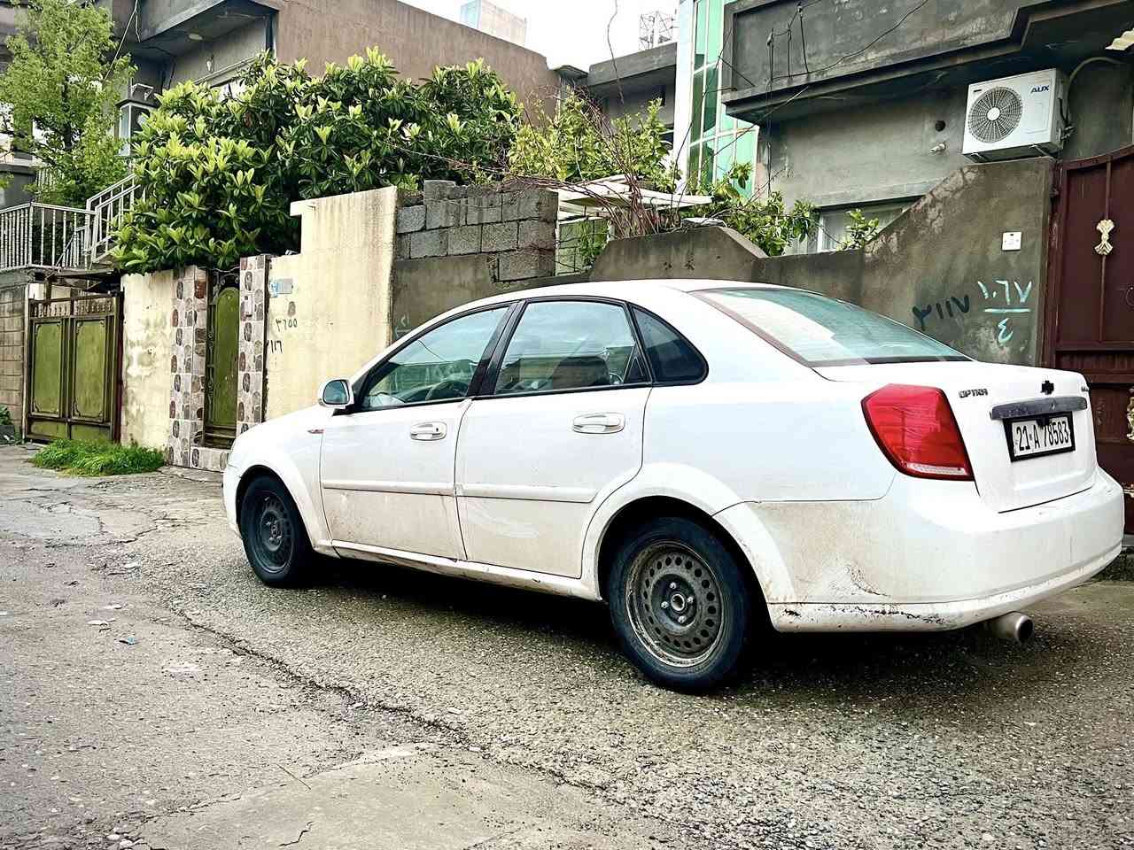 گێڕ ئۆتۆماتیک  سەیارەکە زۆر خاوێنە  شاشە ئایپادە و سوکان ڤۆلیۆمە و بەگلایت مارسیدسە لە ڕەسماکان جوانترە ١ چەمەلاخ پێشێ گۆراوە بۆ بیلادی بێناو بێ ئێرباگ هەموو شتی بە شەرتە گێر و مەکینە بە شەرتی ١٠٠ فیتەر و سەنەوی نوێیە تا ٢٠٢٩ 
سەیارەکە بە ناوی خۆمەوەیە بە شەرتی غەرامە 
بۆ نرخ تەلەفۆن بۆ ئەو ڕەقەمە بکەن
شوێن قەڵادزێ
0750 837 3459
