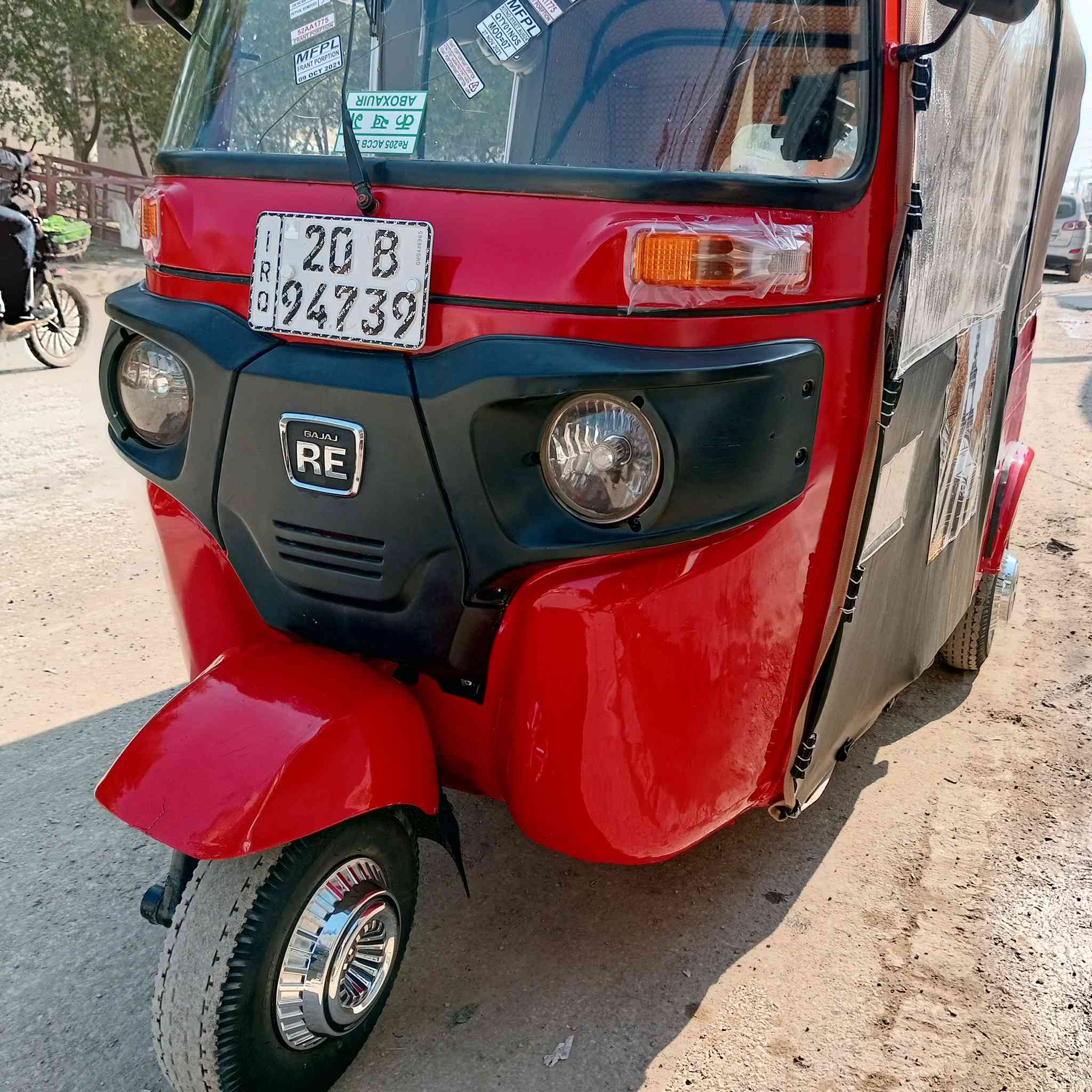 تكتك موديل 18شهر ال 11 رقم ديالى مصبوغه صبغ عام مابيه لا ضربه ولا طخه صبغ للجماليه فقط بيها تعمير بس دوسات بسته وبيها مجال العنوان ديالى/بعقوبه /المفرك ***********
