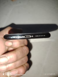 آيفون XS • ٢٥٦ • عيب الظهر