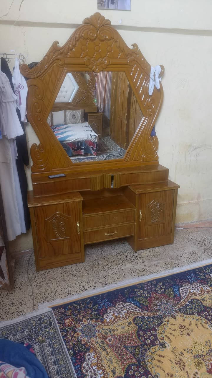 غرفة للبيع مكان في الزبير سوق سوادي قرب جامع الحاج طوينه سعر 500 وبيها مجال رقم هاتف 📞*********** يوجد وات ساب
