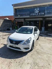 حبايب للبيع  نيسان صني 2023 هندييي مو مصري ام البليته الزركة خليجي ولي...