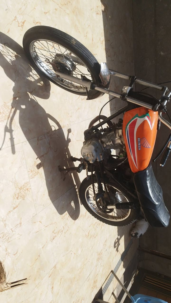 للبيع نامه موديل ٢٢ انيرجه سعر ٣٠٠ بيهه مجال قليل مكاني سوق الشيوخ هاذه رقمي اتصل ***********

