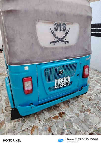 سلام عليكم تكتك البيع 22 شهر 8 كفاله مرقم بدل بستم فقط سعر 8600 وبيه مجال رقم راعيه ***********
