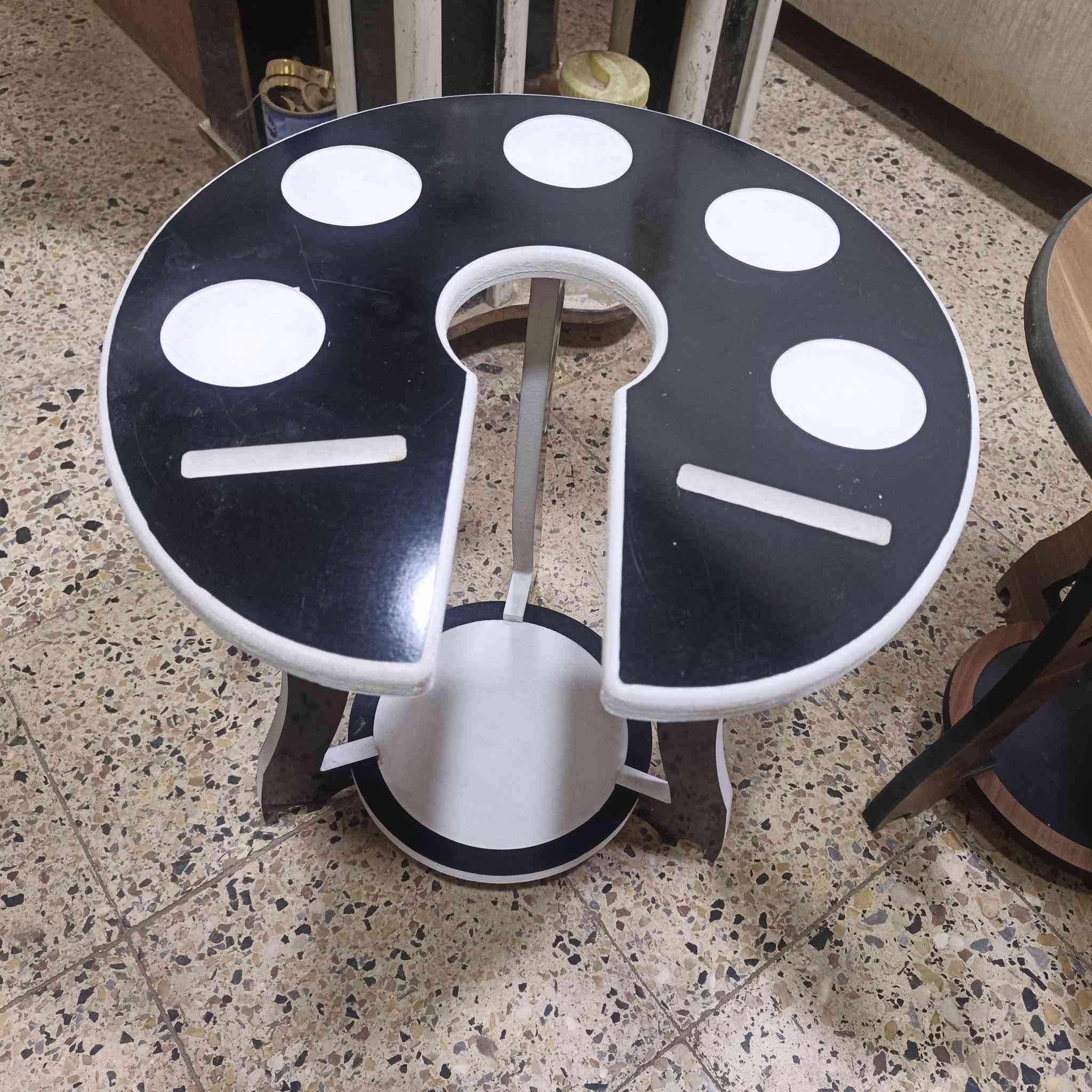 طبلات نركيلة للاستفسار ***********
‏‪***********‬‏
