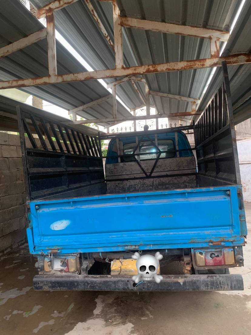 السلام عليكم كيا بنكو موديل96رقم صدامي كير محرك كهربائيات كلها شغاله خير من الله السعر ٣٢/وبيها مجال العنوان صلاح الدين الضلوعيه رقم الاتصال ***********//***********
