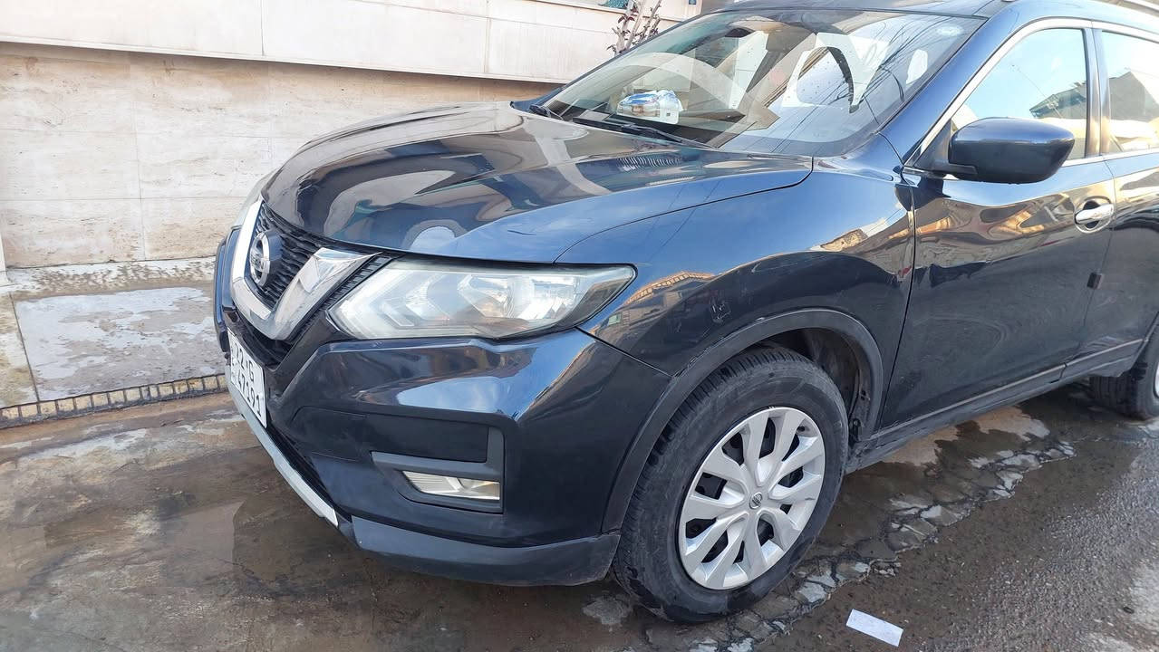 نيسان روج 2016 محرك وكير بشرط هزة وسنوية ورقم كلها جديدة مكانها اربيل السعر ١١٧ بيها جاملغ وبونيد وبيها تكحيل ***********
