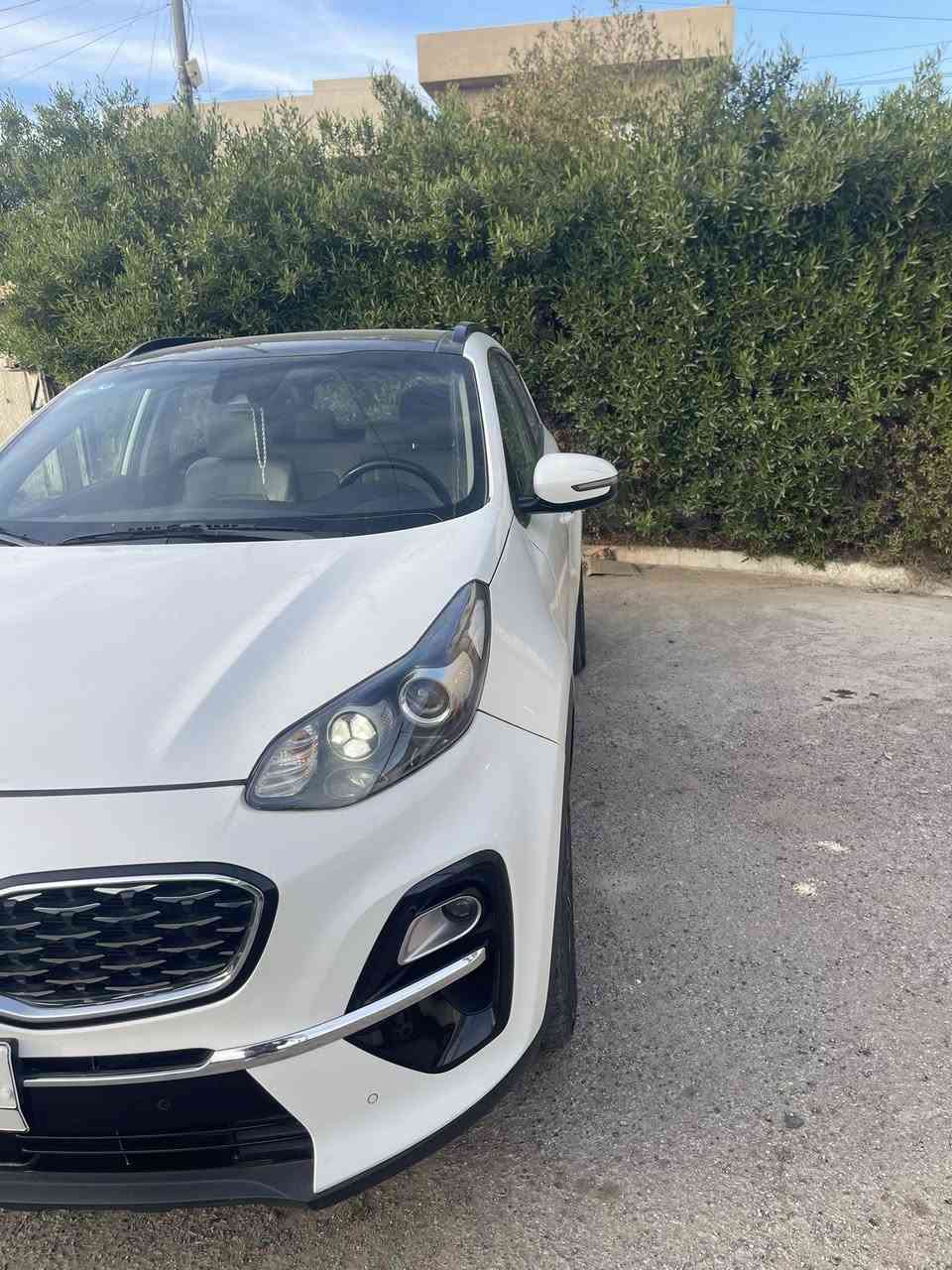 سبورتج 2021 الفول EX مواصفات بكد جي تي لان مرتين
حادث جاملغ وكصة بنيد 
ماشيه 49 الف ميل وقابل للزياده مكانها شهداء البياع  ارباك ستيرن فقط
رقم بغداد مشروع وطني

السعر عل الخاص او الاتصال 

*********** 

المواصفات
1بانوراما
2 بصمه ابواب وصندوق
3 جنطه كهرباء
4 شاشه كبيره تاب لمس
5لدات نهاري هيلوجين
6كراسي جلد
7كراسي كهرباء اثنينهن
8تحكمات فول 
9مرايه داخليه عاكسه للضوء 
10 ترحيب عند الاقتراب
11شاحن واير ليس
12هند بريك بصمه
13اوتو هولد
14 كاميرا 
15حساس امامي
16حساس خلفي
17 انضمة قيادة سبورت ايكو نورمل
18 ستيرن تدفئه 
19كشنات تدفئه وتبريد 
20 سستم صوت دمام هارمن حته بل دشبول وصندوك دمام
21 محرك 2400
22 جي بي اس 
23 تبريد قطعتين ثلج منفصل
24 حساس لايت واطارات
25شاشه صغيره لعرض لعطلات
26ويل كب 18 
27رادار امامي وكاميرا تحديد مسار
28 رادارات خلفيه نقطه عمياء
29 مري شفط واشاير مري

وبعد هواي مواصفات ماتحضرتي وبل عافيه عل مشتري واسف عل اطاله اضن كلشي واضح وكلشي مكتوب
