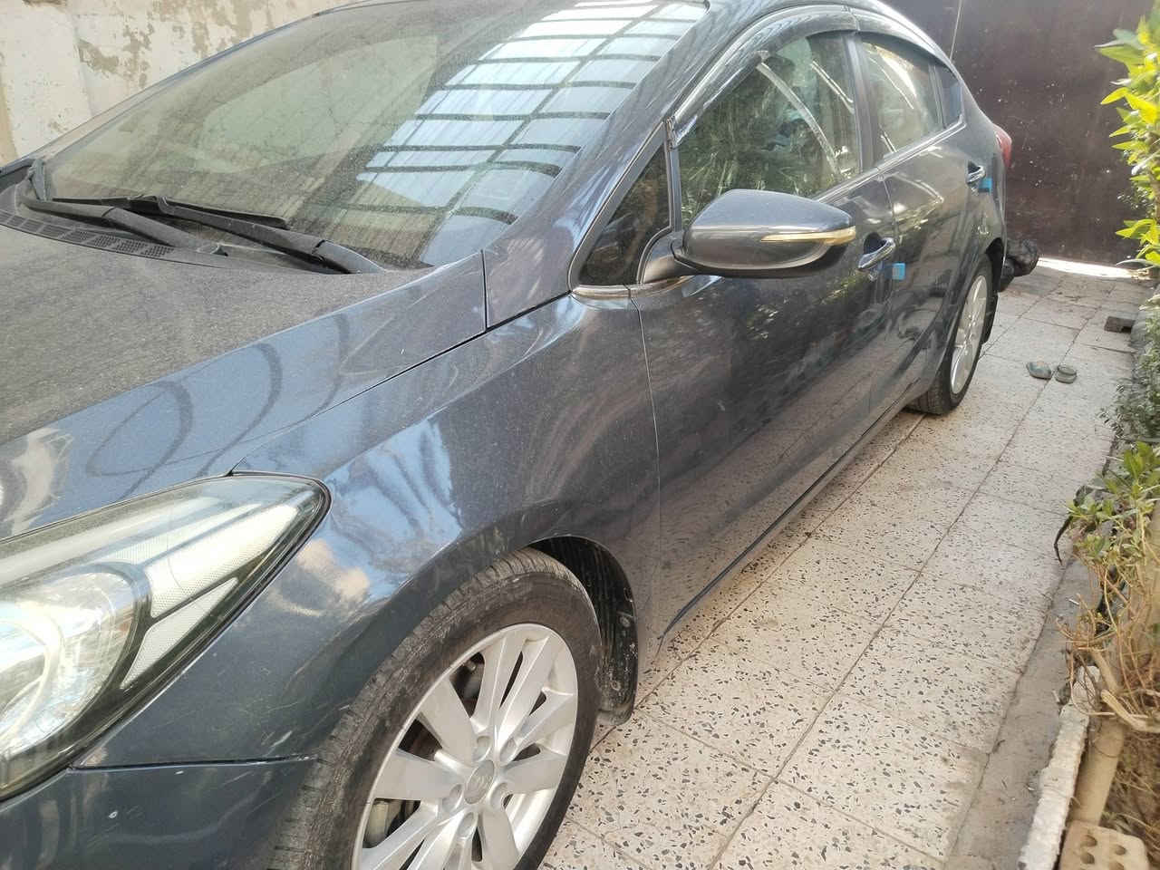 فورتي 2014 السعر 117 وبيها مجال قليل سياره جديده***********
