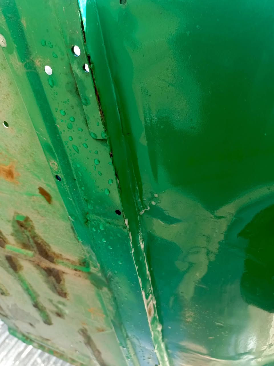 السلام عليكم تكتك باجاج موديل 21شهر 11يوم 25يعني ب 22 تكتك حلوة مرتبه ماعوزها شي تخم تاير جديد مكينه خرسة مجفتة شركة مكاني بصرة الاصمعي سعر 7300بيها مجال قليل رقمي***********
