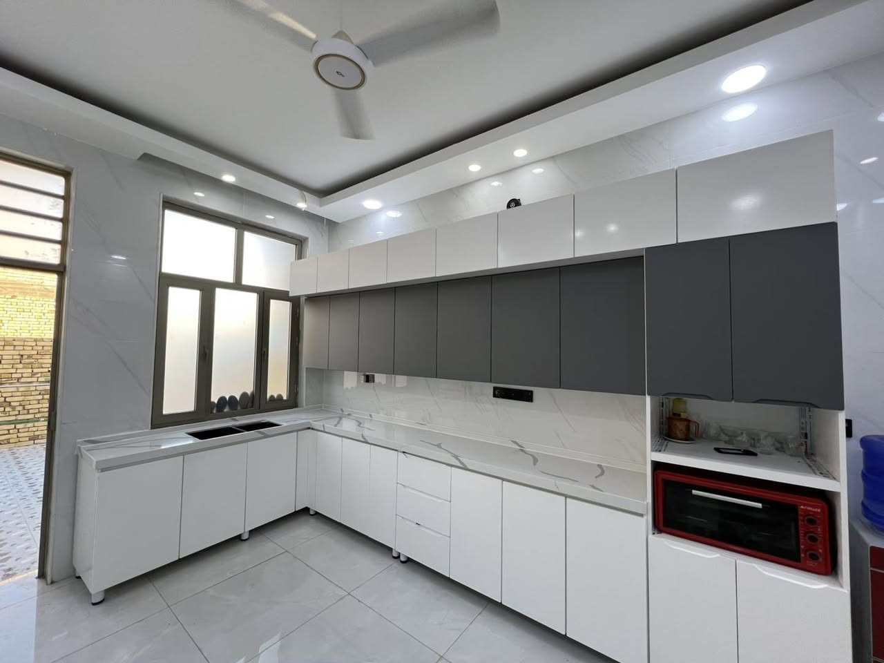 مطبخ خشب والداخل ألمنيوم


**إذا كنت صاحب هذا الإعلان وتريد حذفه لأي سبب، رجاءا أرسل رسالة إلى الدعم الفني**