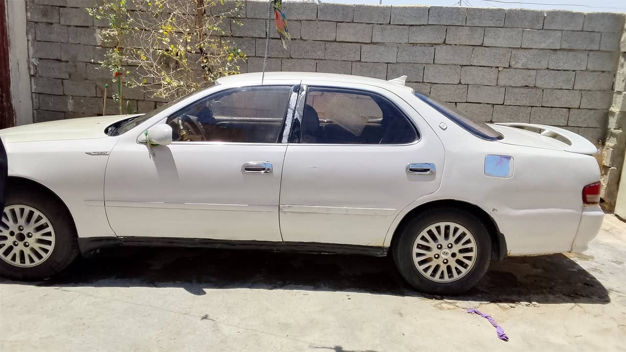 سلام عليكم سياره للبيع كرسته نفخ موديل 95 /مشروع وطني رقم بصره انكليزي سياره بسمي تحويل ثاني يوم سنويه 2030 مكفوله من العيب الشرعي السعر 39 بيها مجال بسيط مكان ناصريه مركز 
الرقم ***********/الشراي ينتصل علئ الرقم

