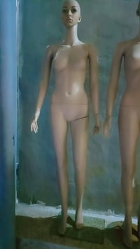 مليكانات نسائي • ٣ قطع • موصل ايمن