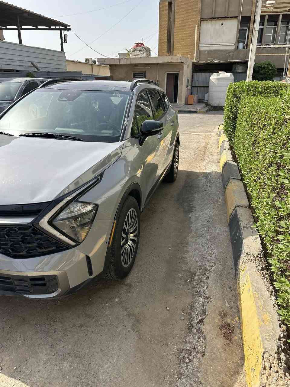 السلام عليكم
كيا سبورتج اكس لاين موديل٢٠٢٣ 
لون اسمنتي 
مكينة 2500
بصمة 
بانوراما 
فول كشنات جلد كهرباء تدفئة 
شاشة كبيرة متصلة 
حساس امامي خلفي 
شحن وايرليس
رادار مانع تصادم
جنطة كهرباء
تشغيل عن بعد
تحديد مسار
بية ست قطع صبغ صور الحادث واتساب
مكفول من الكص 
السعر 155
***********
