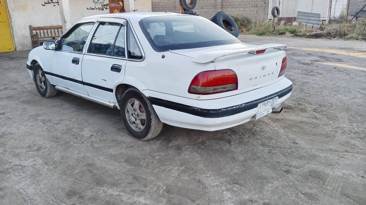 السلام عليكم اخوان فراشة  موديل 97 رقم ديالى تحويل مباشر مكينة جديدة كير اتوماتيك تخم تاير  صدر امامي خلفي اسيارة جاهزة  وخير من الله العنوان بغداد الحسينية الراشيدية مقابل المرور السعر 18 وبيهة مجال ***********
