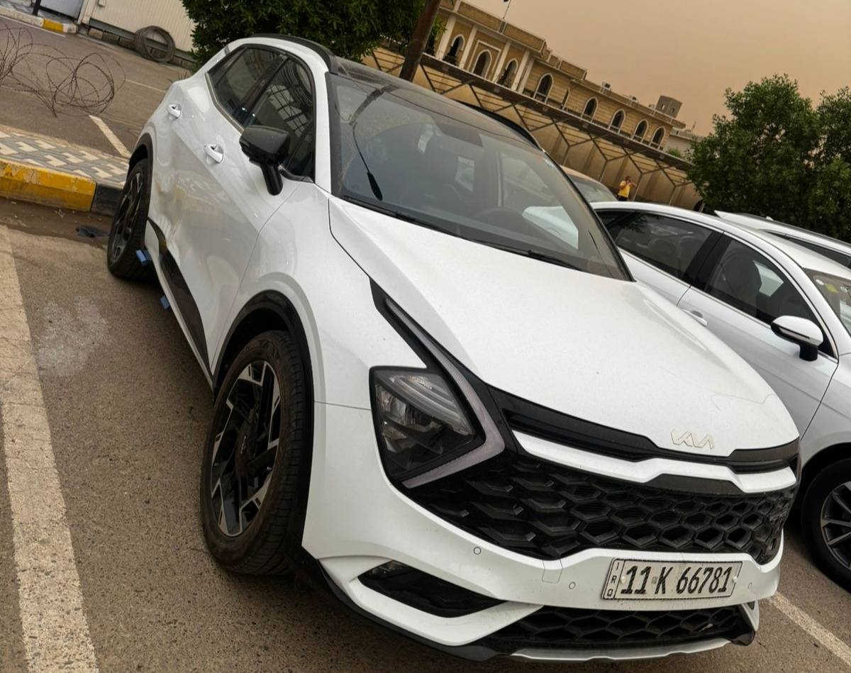 كيا سبورتاج فئة GT Line
خليجي 2025 فول فول مواصفات 
عداد المسافة 7000km
عليها تغليف ppf عند مركز دبي ستارز
السيارة ابيعها على ضررها
محرك كير واير بشرط مامفتوح 
سيارة حيل نظيفة كلشي عل بلاد جديد 
سنوية هزة كلشي جديد مدفوع لـ
باسمي السنوية بشرط تحويل وغرامـة
سيارة مابيـها دينار مصرف كامل من كل نواحي
رقم صاحب سيارة ***********
