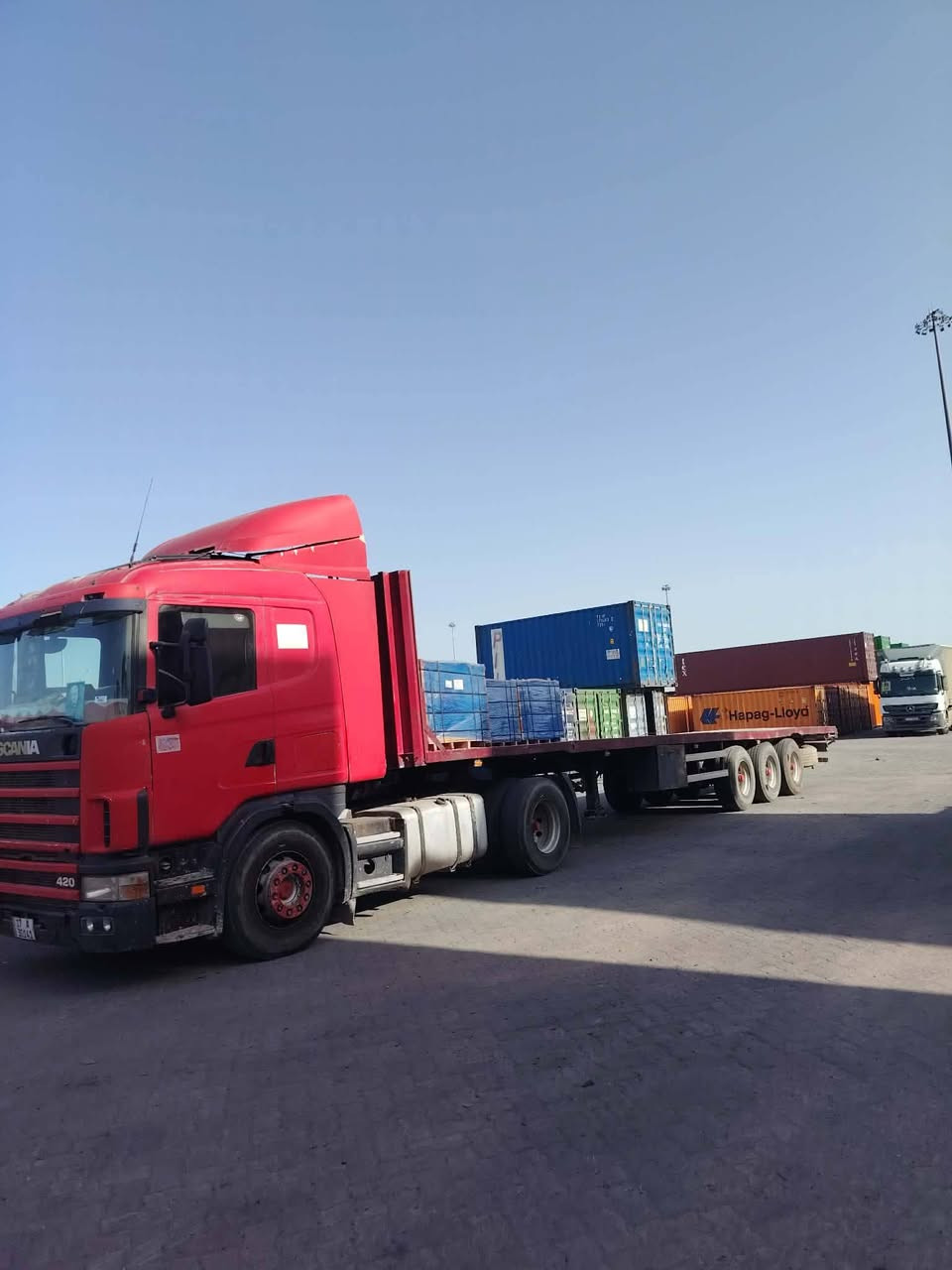 سلام عليكم اخوان عربانه للبيع اوربيه جوبلس مكفوله كفاله عامه من كلشي جاهز للعمل تخم تاير كهربائية هوا جوبلسات ابريك بنز كله جديد العربانه فول جنر السعر 40 وبيها مجال حك جيه ولموشراي رجاً لا لا يتصل عليه اني مكلف بل نشر للإستفسار الاتصال على الرقم ***********
