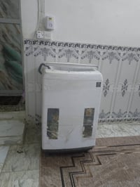 غسالة المختار • مستعملة • نظيفة