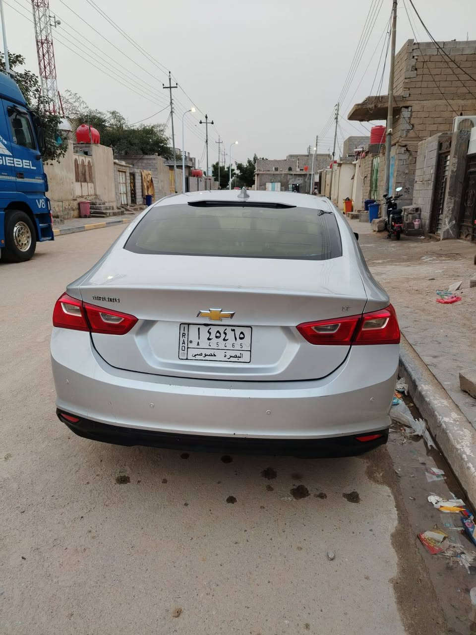 سلام عليكم ماليبو 18للون رصاصي فضي
فول مواصفات بيها ضربت بجم ومصلح والتبريد نقص طلقه كمبريسر والباقي سياره احله من الصوره بصمه يدوتشغيل عن بعد ويل كب رقم بصره ولد يريد مداورالسعر 85ورقه واذا اكو مراوس عادي حسب القناعه 
العنوان بصره زبير ***********
