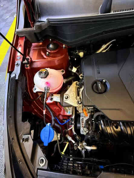 2023 Kia Sportage X Line
كيا سبورتج إكس لاين

فول للاخير 

ماشية ٥٠ الف فقط 

لون 

ضرر فقط صندوق ومنشور صورت حادث

رقم بغداد  الجديد تحويل وكاله ٪؜100

مواصفاتها 

دعامية برستيج 

+مازدات لدات 

.بصمة  بصمه ابواب

بصمه تشغيل تشغيل عن بعد 

صندوق

 كهرباء 

 شاشة كبيره لمس

كاميرا دوارة 

رادارات / رادار امامي /رادار جانبي /رادار خلفي

 حساسات خلفي 

خرائط 

 كشنات تدفة‏  + شاحن بالكشن

 كشنات جلد 

 دفع رباعي  نضام جبلي وثلجي وترابي

نزول منحدرات                                                    

كشنات كهرباء

.تبريد قطعتين 

.اوتوهولد .   

ويل كروم 

بلوتوث USB ابل كار بلاي والاندروير 

 حاجب ليد

.نقطه عمياء

.اشاراة بالمراياة الجانبيه                                     

. فول تحكم ستيرن                                             

. كير أوتو + عادي.                                              

-اوتو بريك.                                                         

. بريك بصمة.                                                      

‏Led .+  زينون

.شحن اللاسلكي                                                            

. نضام قياده أيكو + سبورت + نورمل

. مثبت سرعه

. تحديد مسار 

. دمامات صوت  

.لايت بلادي Led  زينون

. رادار الخطوط البيضاء  

‏.شاشة إلكترونية

 تشغيل عن بعد 

‏-AUTO HOLD

‏Auto start 

سياره جديده. 

سعرها ٢٢٥ وبيها مجال بسيط (مكاني محموديه أو ناحية الرشيد )
***********
***********
