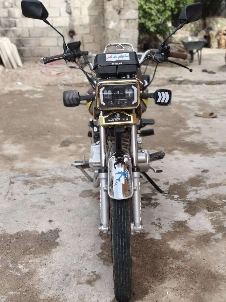 السلام عليكم
دراجه سيڤان موديل 2025
محرك 200cc
 مكفوله كفاله عامه 
الرقم / ***********
 السعر / خاص

