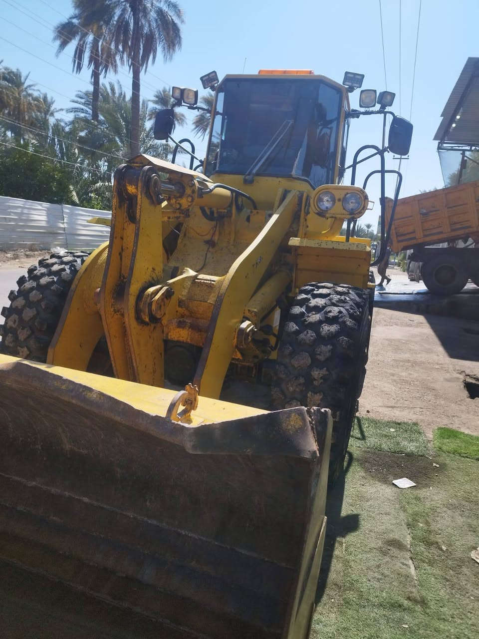 سلام عليكم شفل 65 بلادي شرط النظافة مامفتوح بي برغي 
على وضع الشركة رقم بغداد تحويل ثاني يوم 
مكانة بغداد الشفل مال جناي ***********
